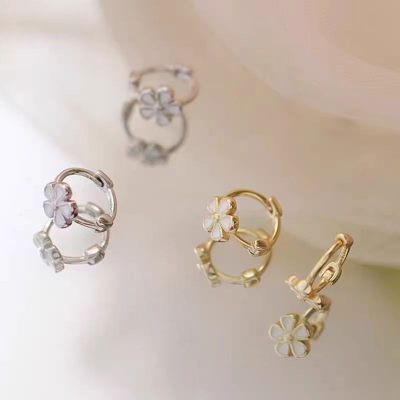 Women's Summer Daisy Clip Trendy Simple Temperamental Rings