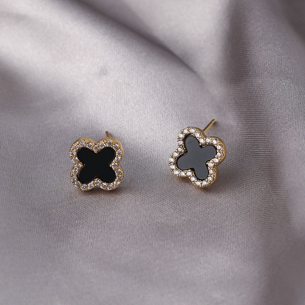 Women's Four Leaf Clover Ear Sier Needle Exquisite Temperament Everyday Joker Stud Earrings
