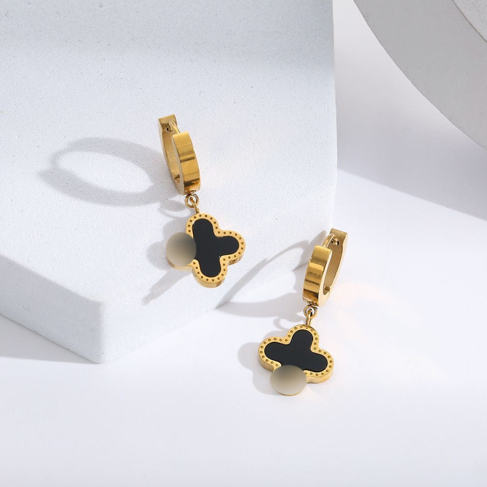Lucky Four-leaf Clover Titanium Steel Gold Plating Fashion Earrings