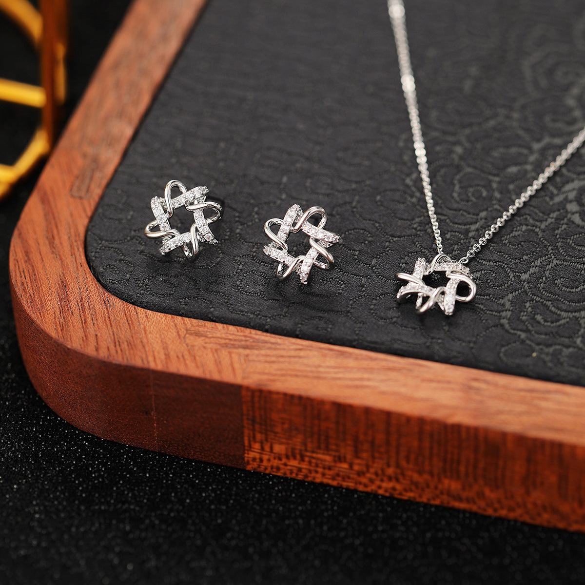 Glamorous Comfortable Two-piece Affordable Luxury Fashion Jewelry Set
