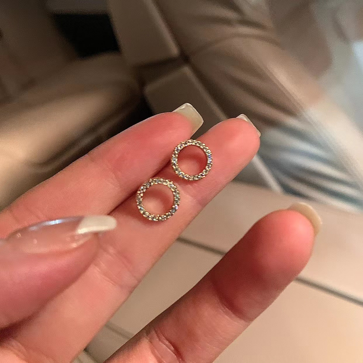 Women's Beautiful Small Delicate Ear Niche Design High-grade Stud Earrings