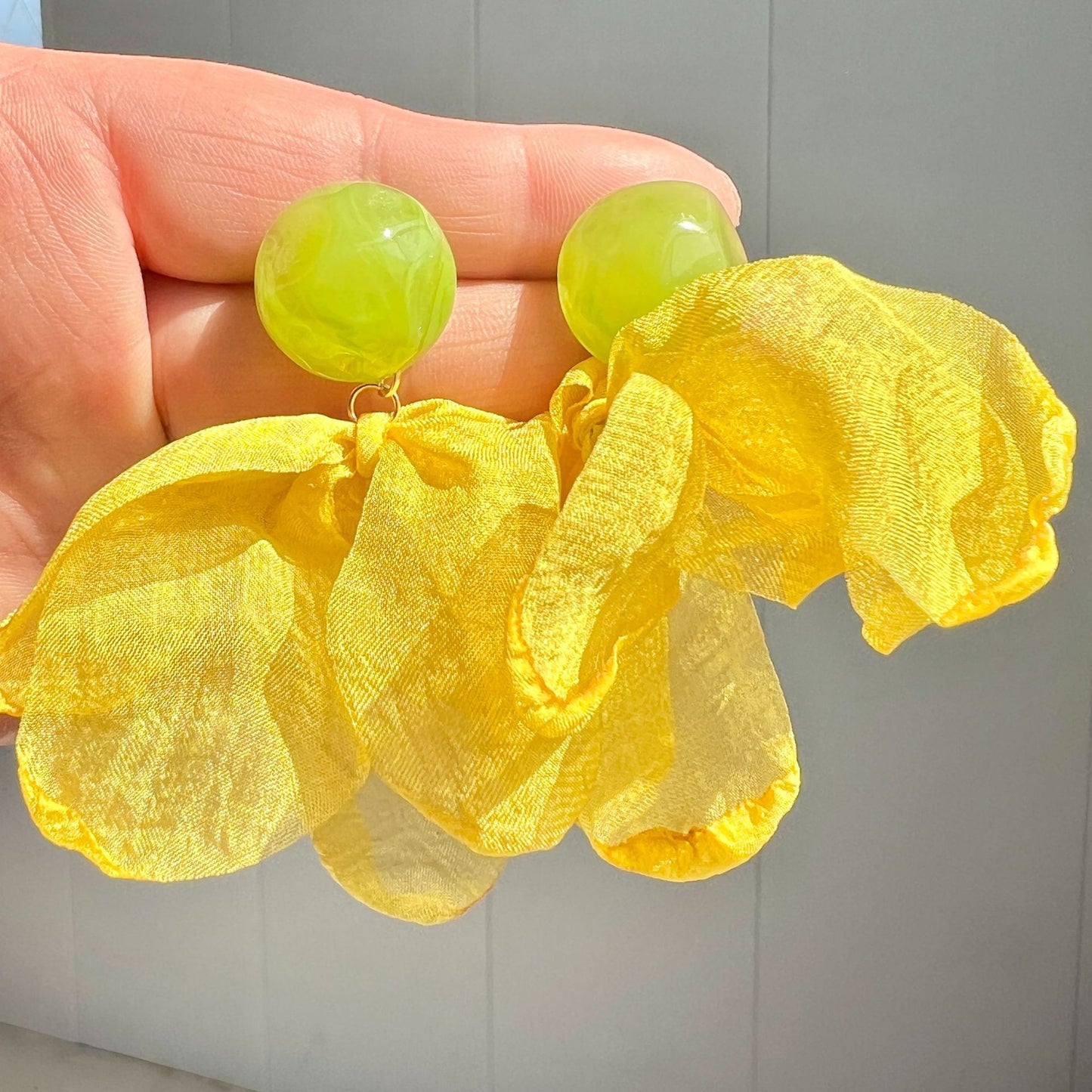 Fairy Temperamental Net Yarn Flowers Seaside Vacation Earrings
