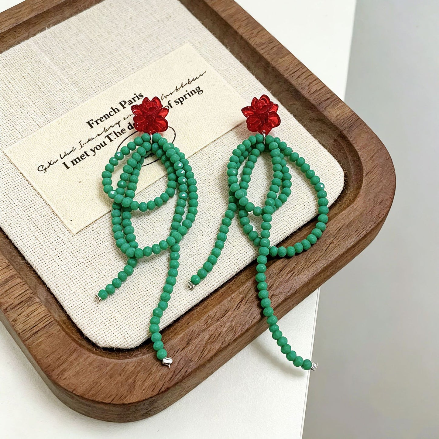 Women's Mi Niche Design High-grade Flower Beaded Tassel Earrings