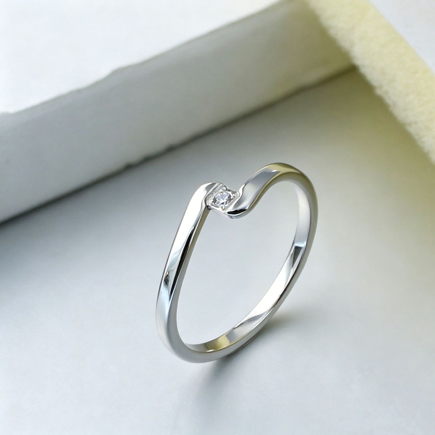 Simple Light Luxury Titanium Steel Zircon High-grade Rings