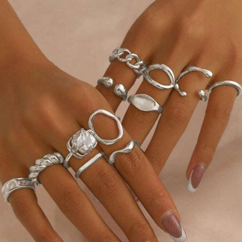 Hand Vintage Metal Geometry Irregular Diamond Ring