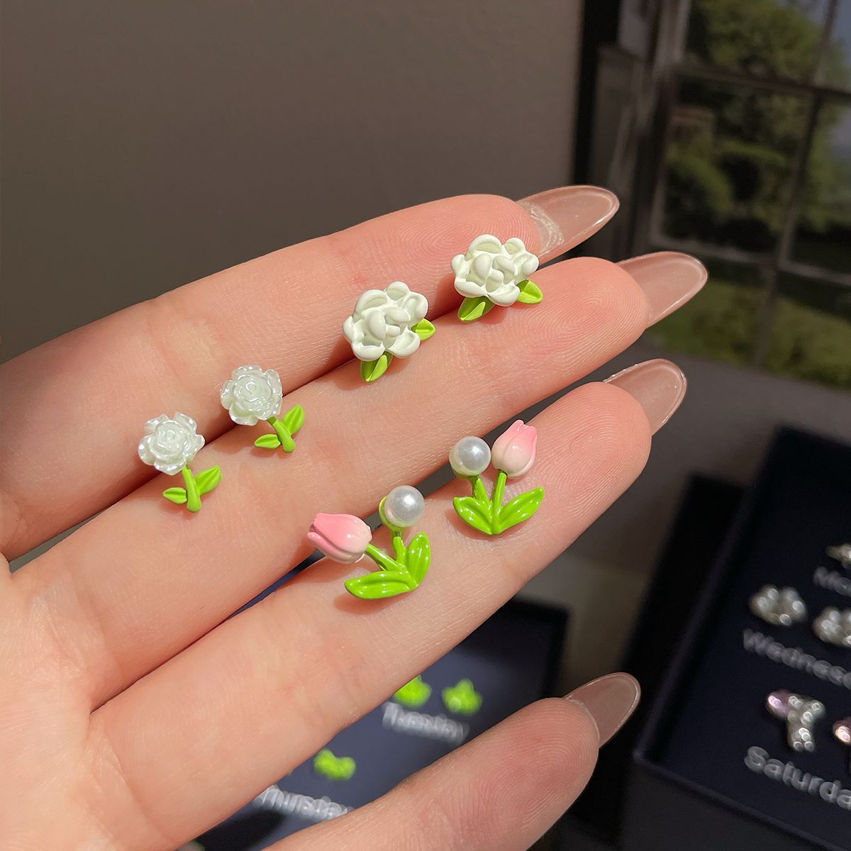 One Week Gift Box Fresh Simple Flowers Female Earrings