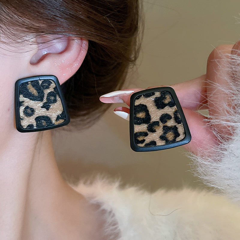Women's Print Lovely Geometric Trendy Personality Light Luxury Earrings