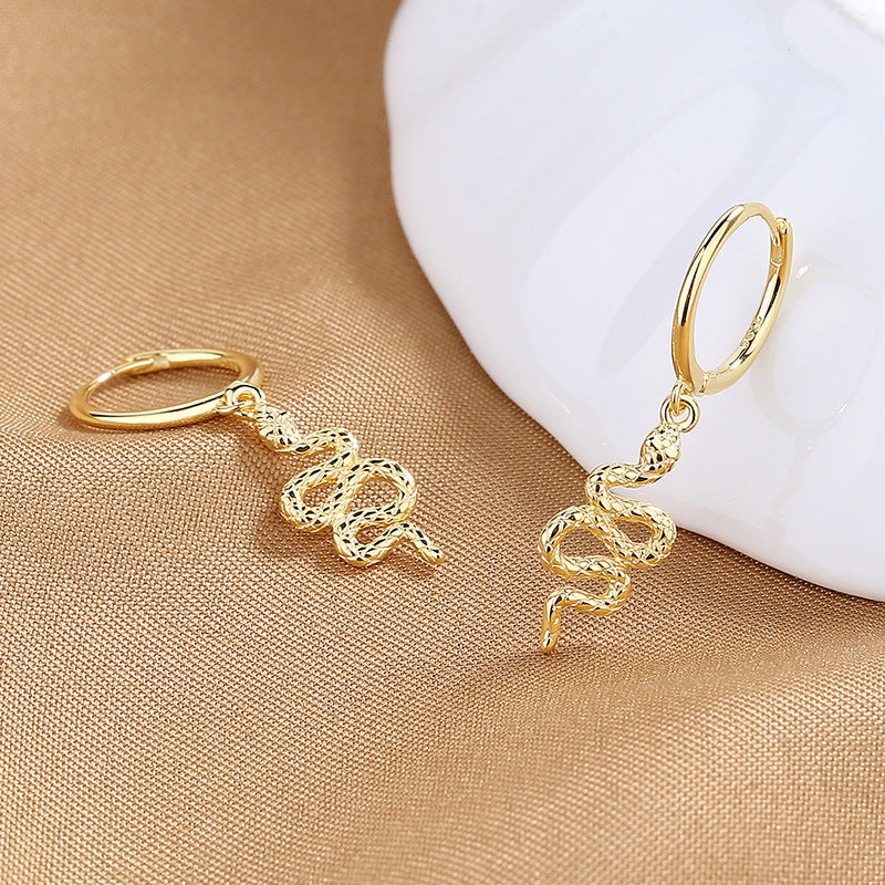 Simple Graceful Sier Niche Love Light Ear Clip Earrings