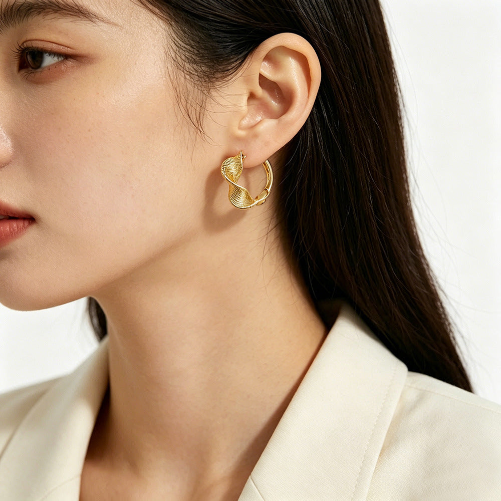 Simple Geometric Ellipse Clip Vintage Light Luxury High-grade Niche Ear Buckle