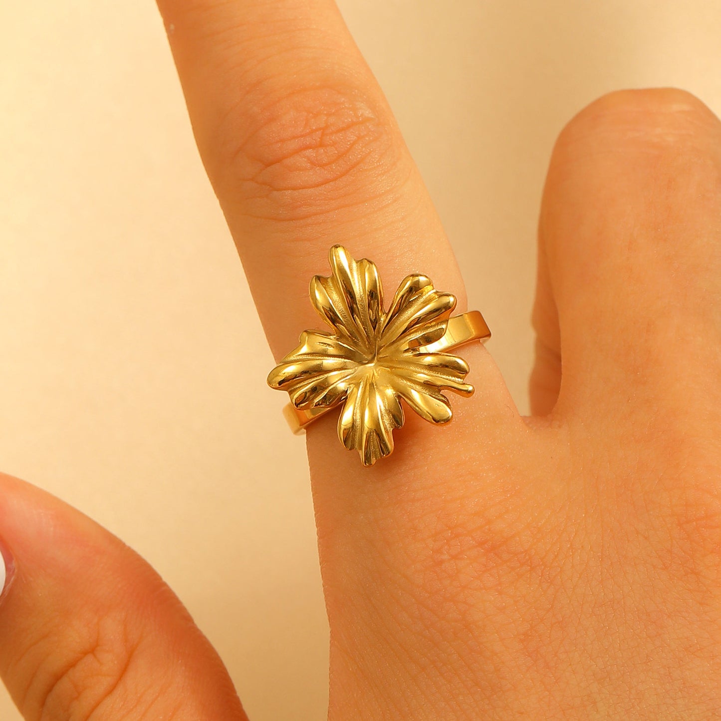 Steel Flower Leaf Female Exaggerated Personalized Hollow Ring