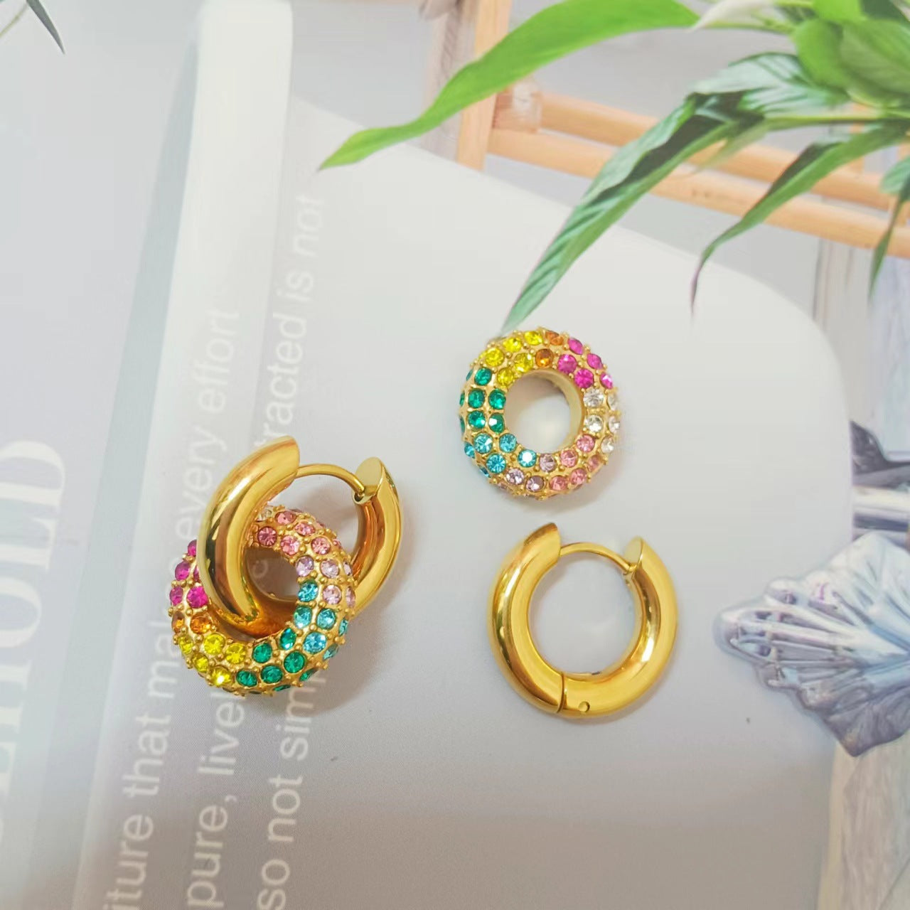Women's French Retro Simple Gold Stainless Steel Full Earrings