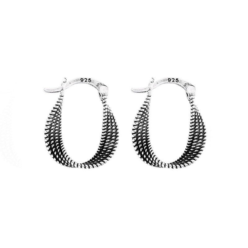 Mobius Personality Trendy Retro Neutral Twisted Twist Rings