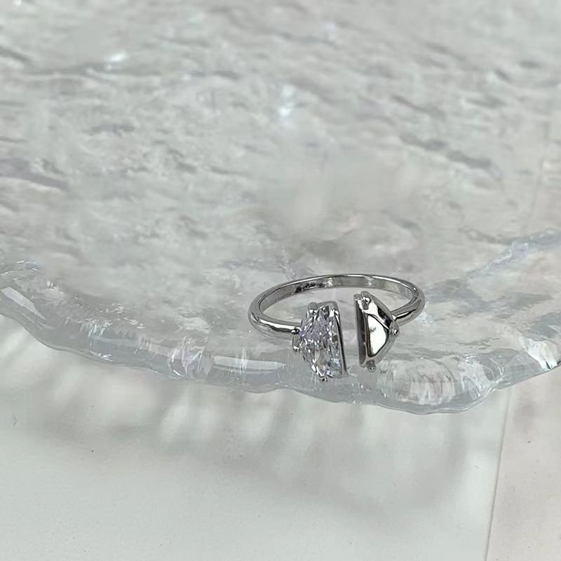 Women's Luxury Design Sense Niche Exquisite Cold Style Rings