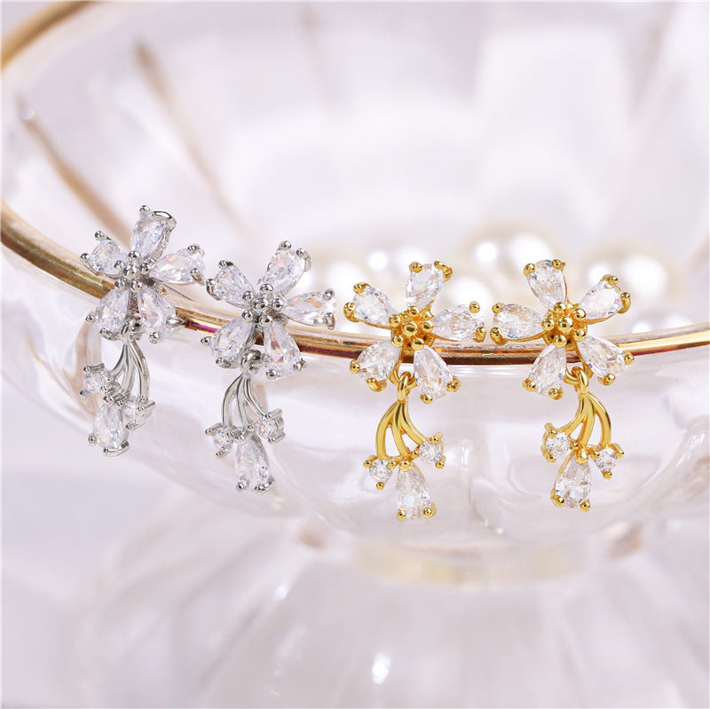 Women's Plaid Copper Inlaid Zircon Electroplated Creative Style Earrings