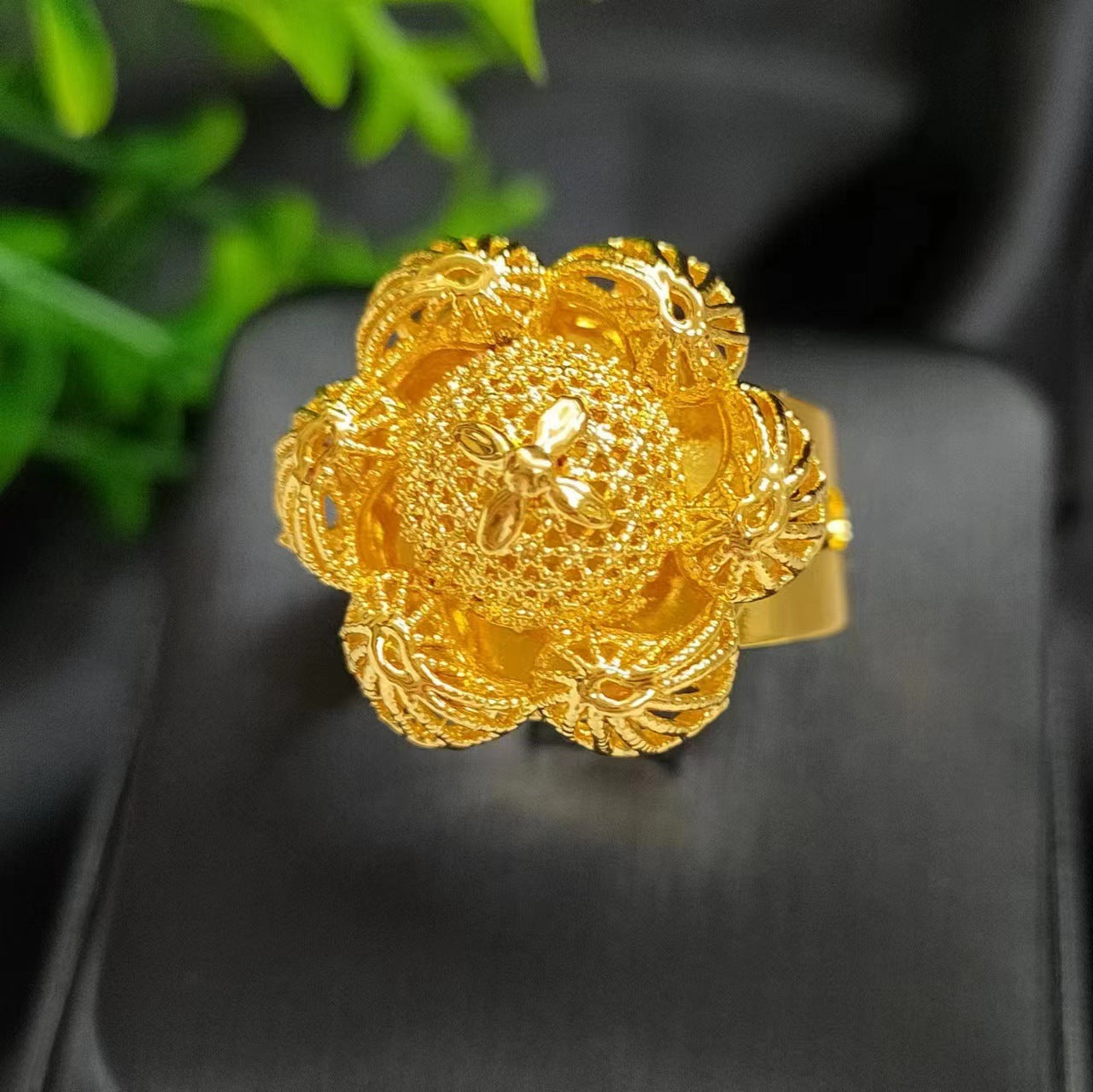 Women's Gold-plated Wheat Index Finger Does Not Fade Design Copper Ring