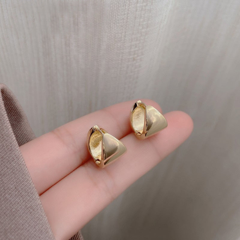 Luxury High-grade Twist Clip Geometric U-shaped Ear Buckle