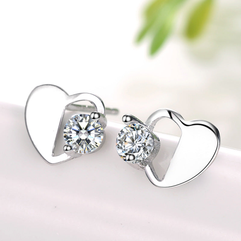 With You In Mind Female Heart-shaped Earrings