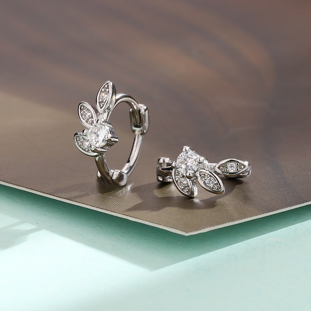 Clip French Sweet Beauty Exquisite Light Luxury Fresh Literature Ear Buckle