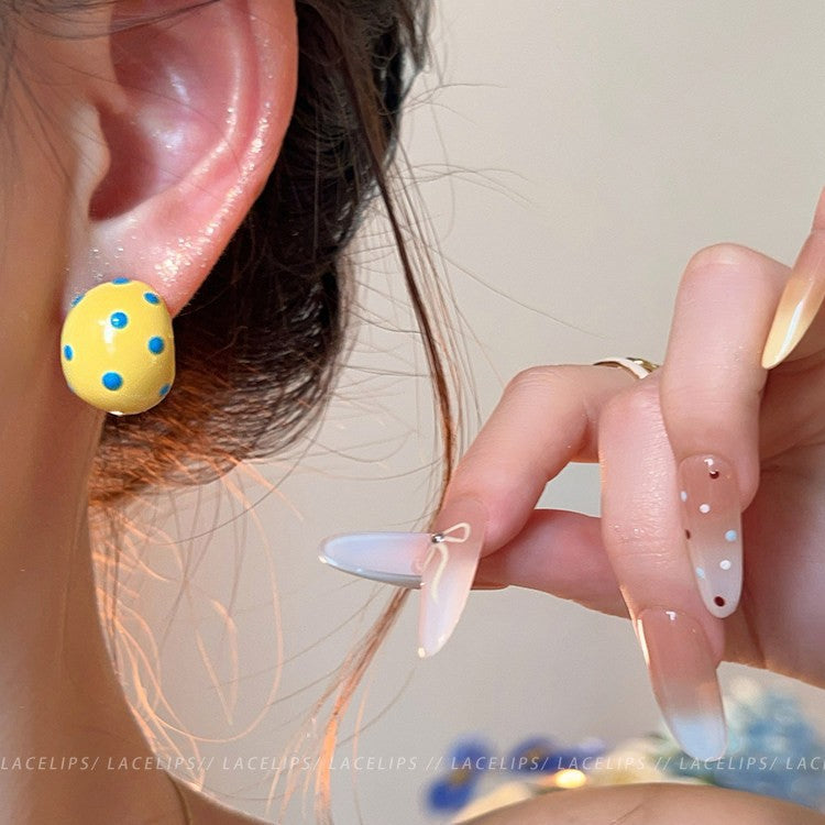 Women's Milk Yellow Wave Drop Glaze High-grade Light Luxury Dopamine Stud Earrings