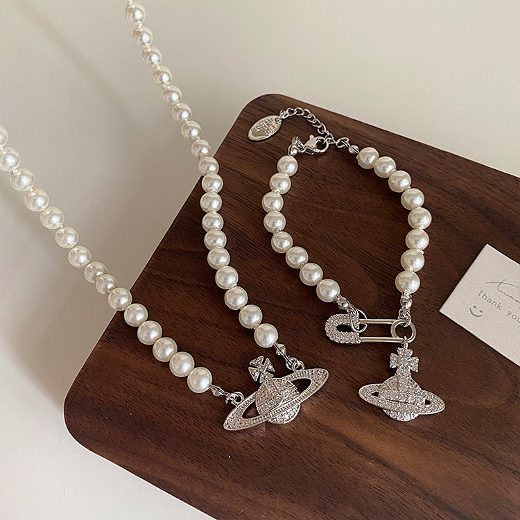 Planet Female Design Sense Niche Retro Necklaces