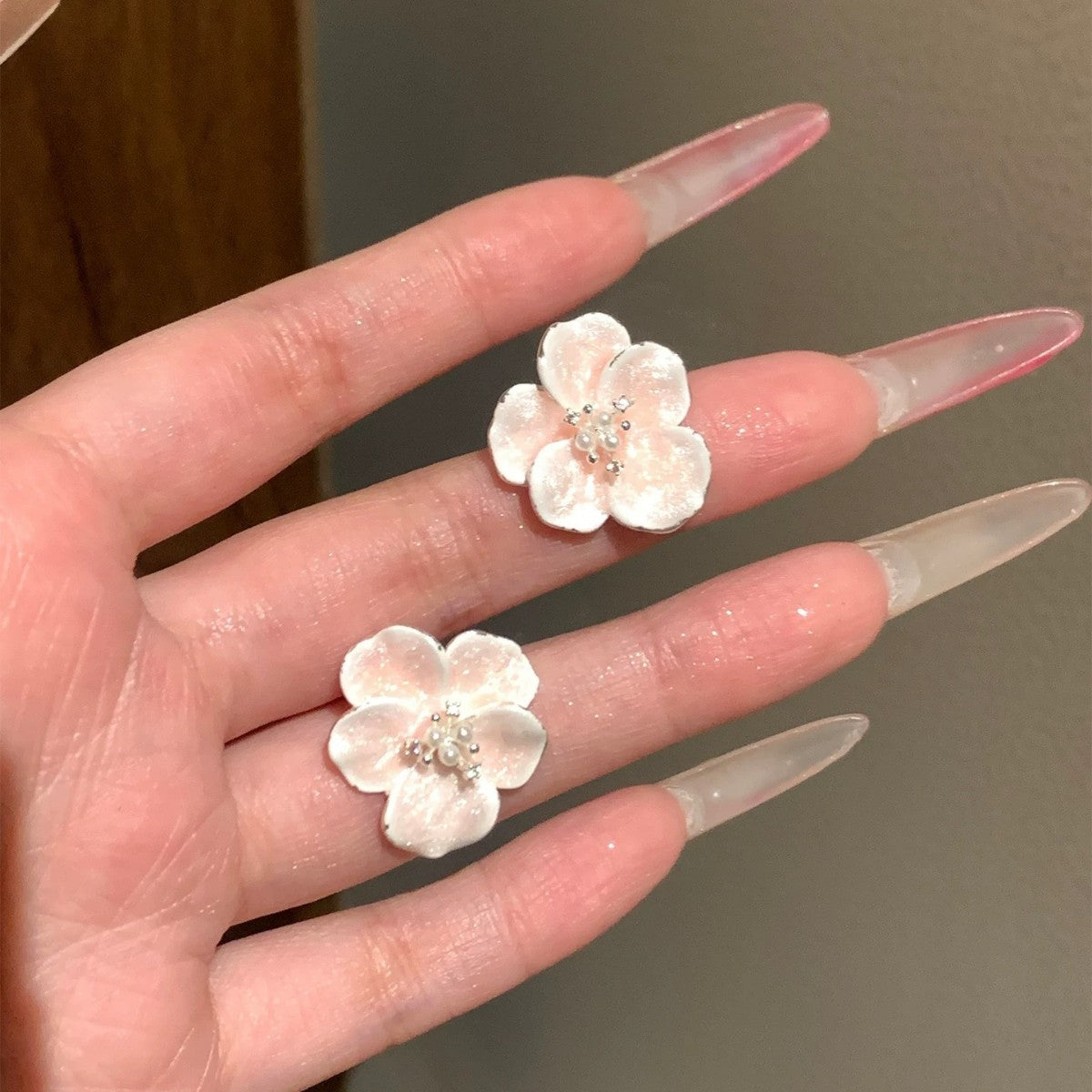 Women's Super Fairy Pink Camellia Flower Pearl Light Luxury High-grade Rings
