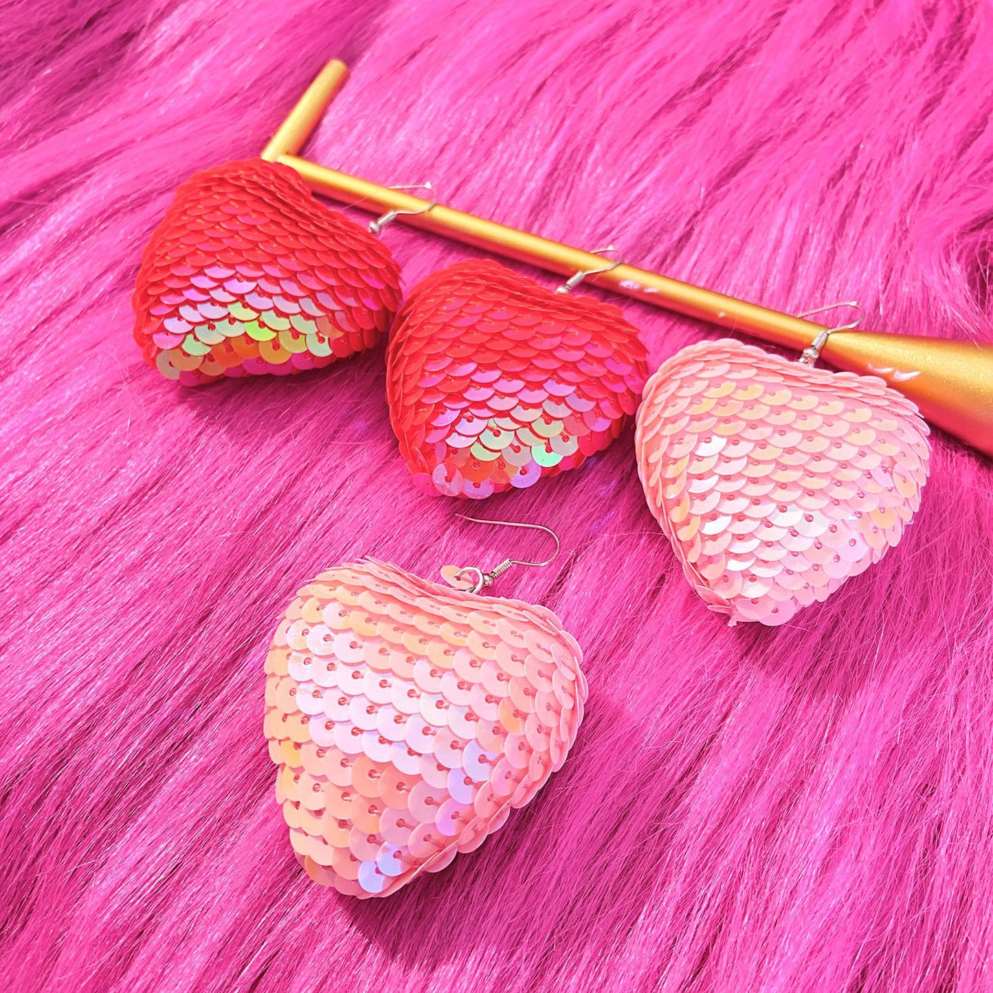 Childlike Heart Reflective Sequins Peach Nightclub Catwalk Super Shiny Ear Earrings