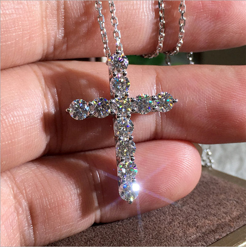 Female Grade Zircon Finely Inlaid Gold-plated Necklace