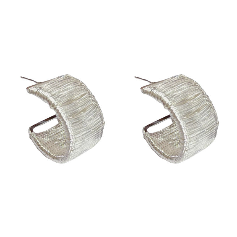 Grandeur Metal Shaped Ear Female Temperament Light Luxury Unique Earrings