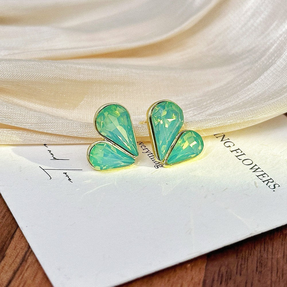 Rhinestone Love Heart Simple Fresh Temperament Stud Earrings