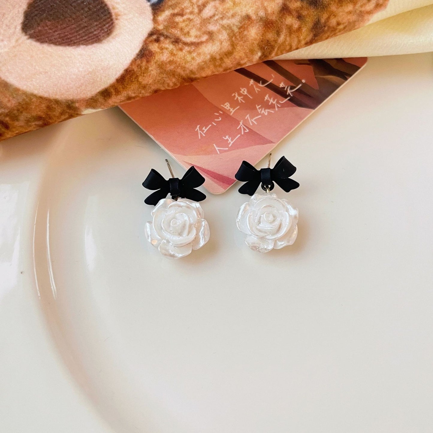 Needle Retro French Hepburn Camellia Dignified Flowers Sweet Earrings