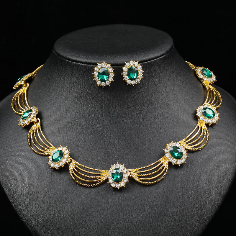 Gem Artistic Retro Court Fan-shaped Beautiful Necklaces