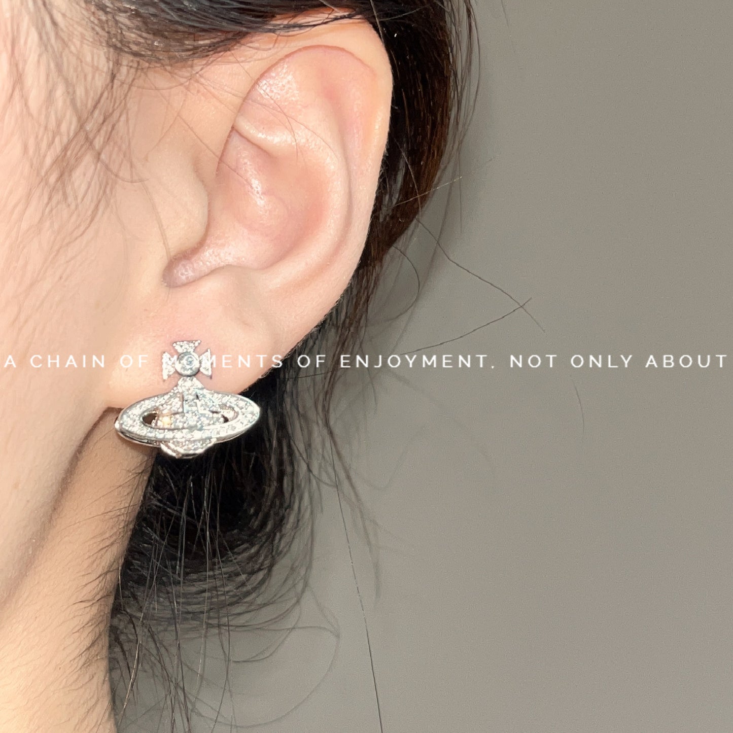 Women's Ear Clip Saturn Niche High-grade Light Rings