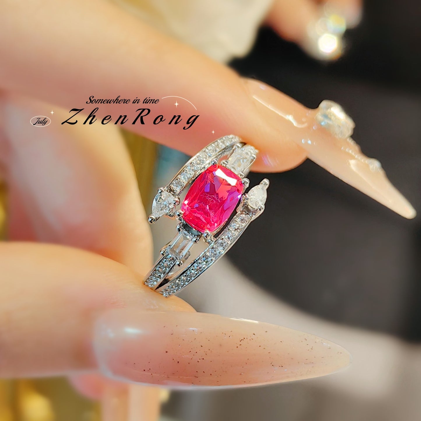 Women's Luxury Minority Design Simulation Pigeon Blood High Rings