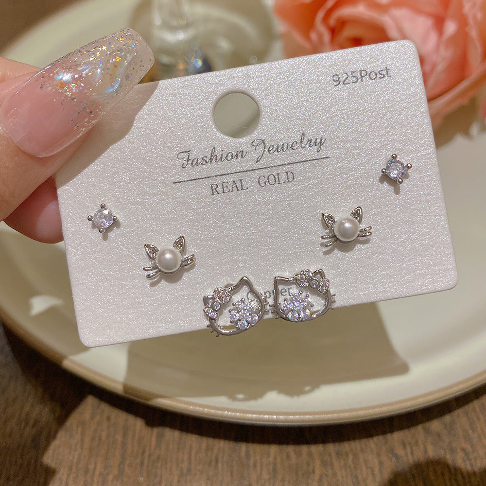 Women's Needle One Card Three Pairs Earings Small Delicate Summer High-grade Stud Earrings