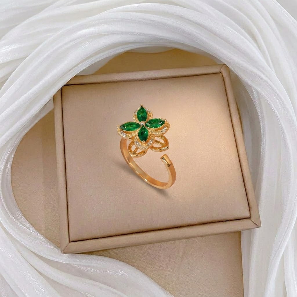 Design Rotating Bauhinia Zircon Flower Gas Clavicle Chain Necklace