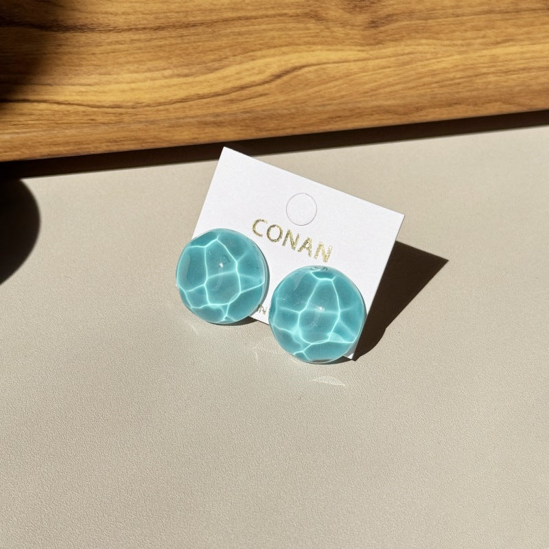 Women's Retro Blooming Acrylic Curved For Simple Stud Earrings