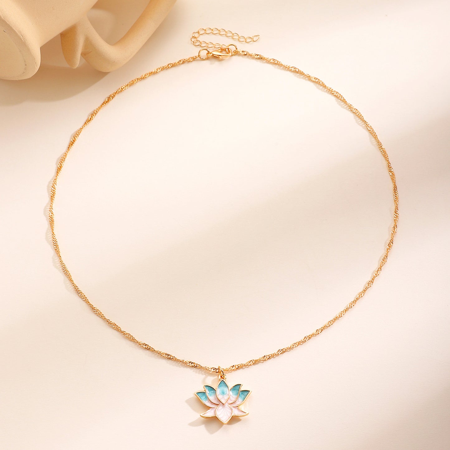 Women's Happy Pink Seedpod Light Luxury Clavicle Necklaces