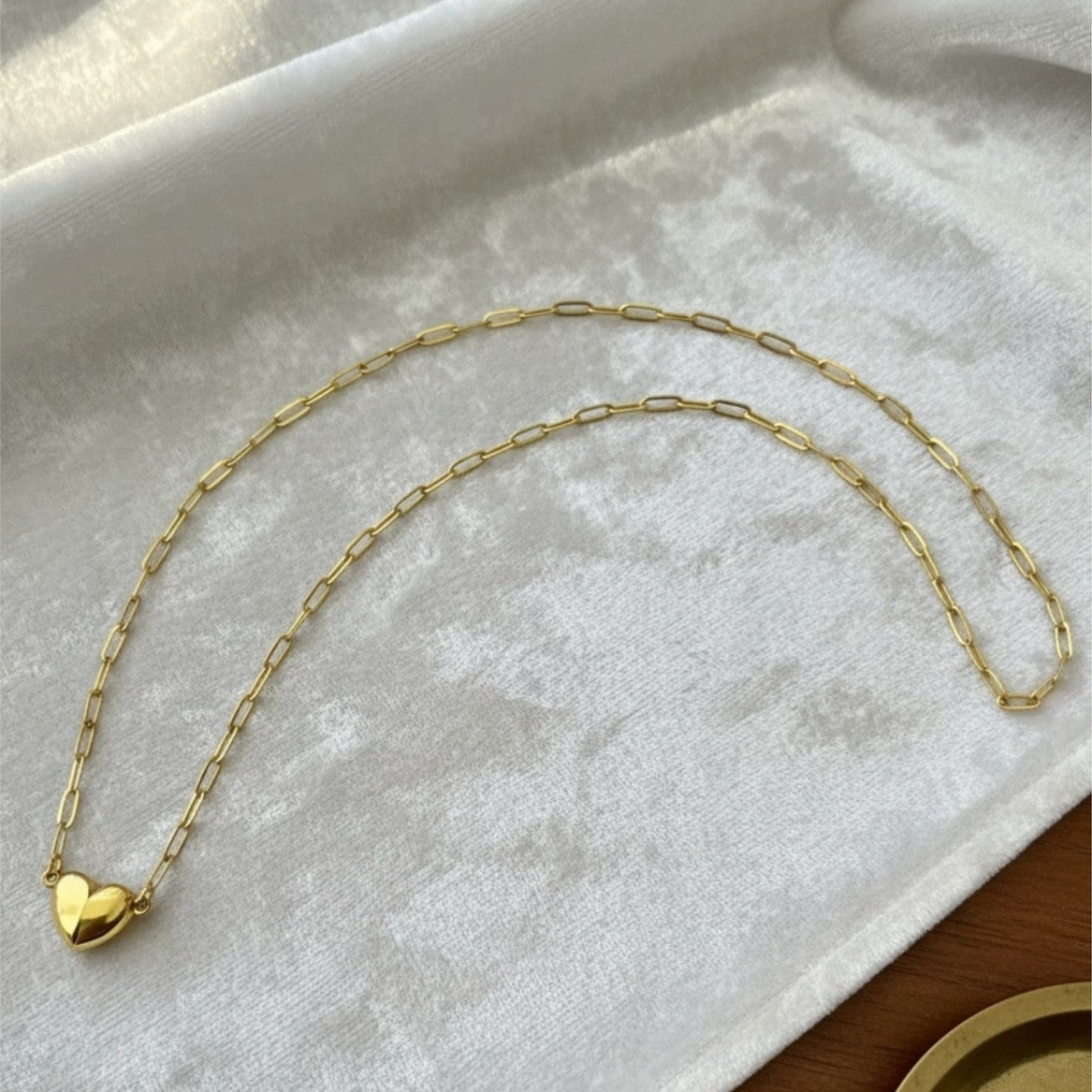 Women's Love Heart Magnet Stainless Steel Return Chain Heart-shaped Necklace