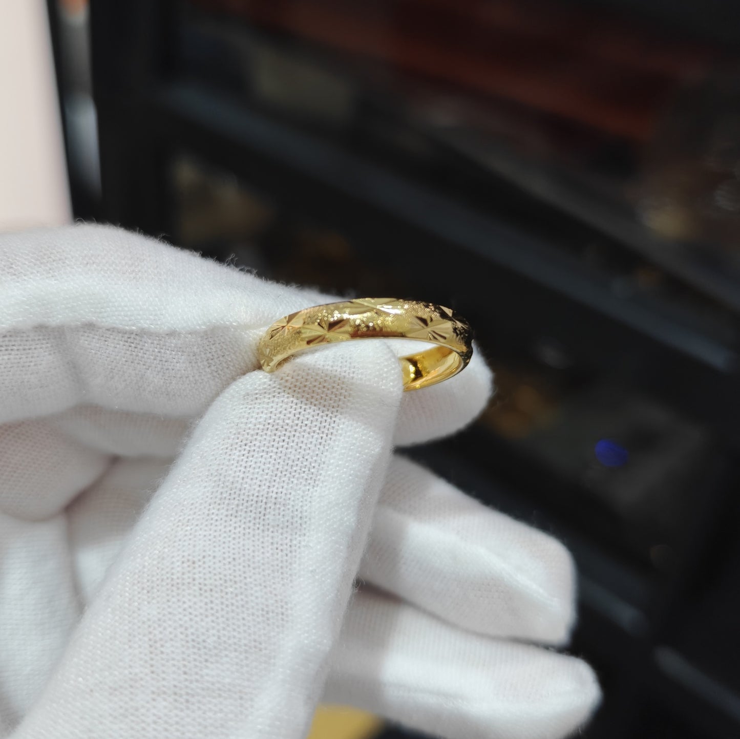 Gold Fashion Couple Light Luxury No Color Fading Meteor Ring