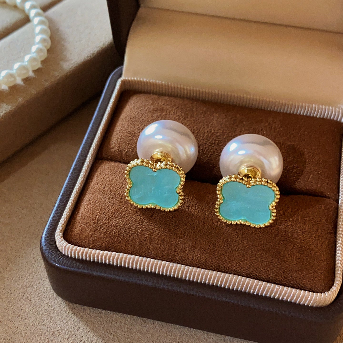 Indie Colorful Four-leaf Clover Pearl Double-sided Earrings