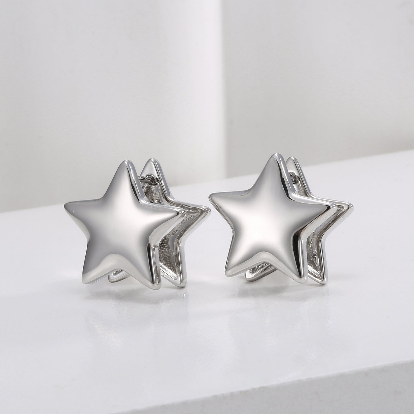 Women's Aloofness Style Suit Design Delicate Diamond Elegant Earrings