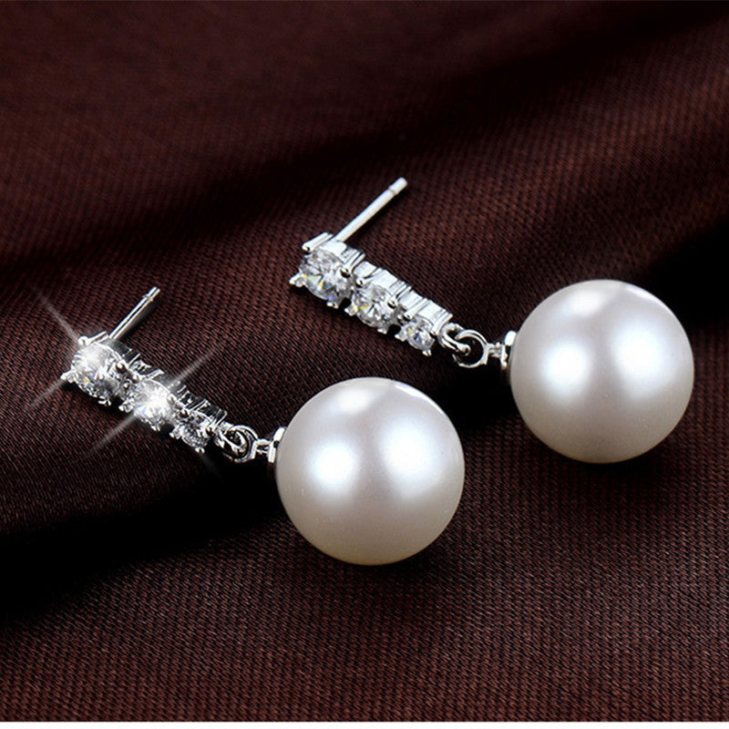 Rhinestone Pearl Long Shell Beads Simple Fashion Personality Stud Earrings