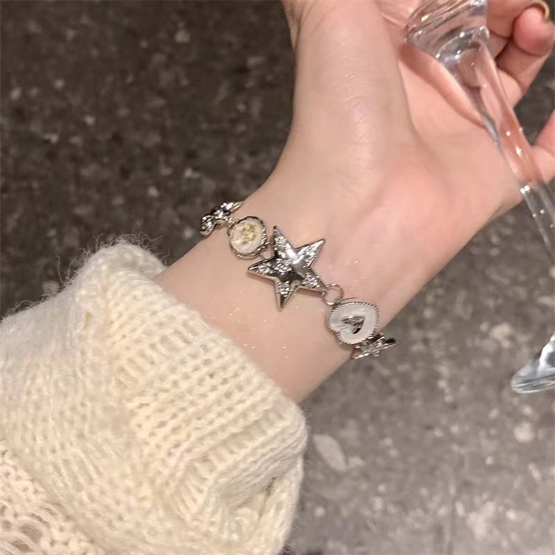 Style Love Star High-grade Retro Exquisite Versatile Personality Bracelet