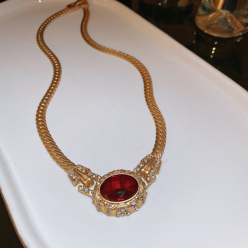Clavicle Chain Temperament Trend Retro Easy Necklaces