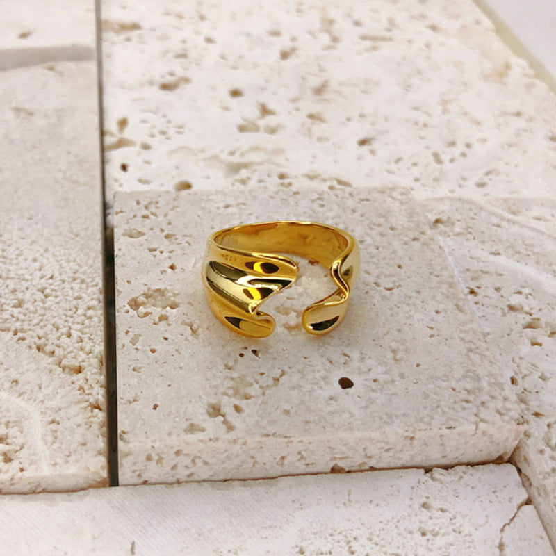 Personalized Cold Metal Pleated Wave Flower Ring