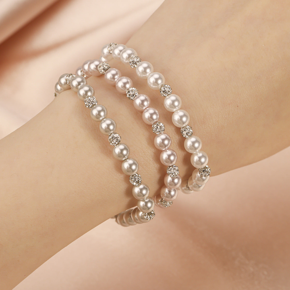 Women's High-grade Crystal Pearl Exquisite Wrist Decoration Gift Bracelet