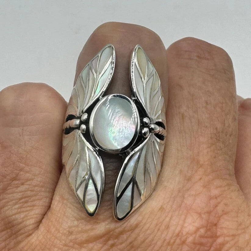 Women's Brass Material Luminous Stone Butterfly Shape Simple Drop Oil Rings