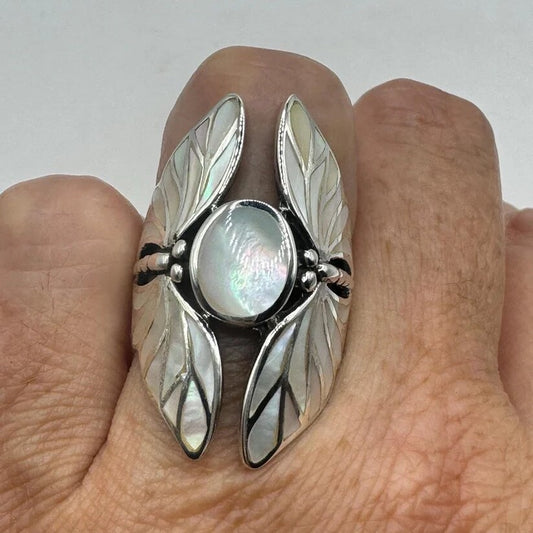 Women's Brass Material Luminous Stone Butterfly Shape Simple Drop Oil Rings