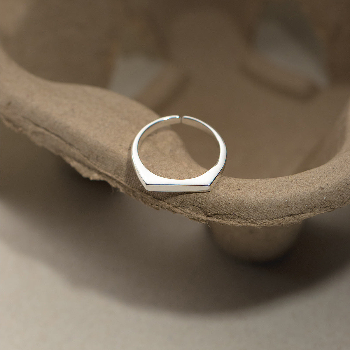 Sterling Sier Minimalist Wave Niche Design Rings