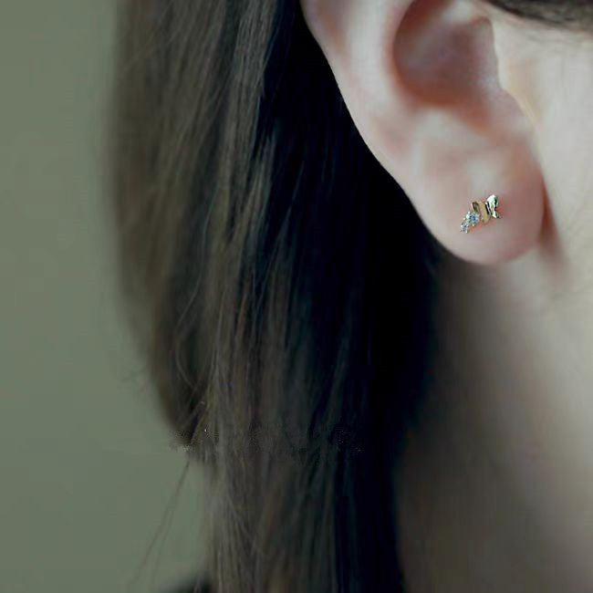 Women's Gold-plated Mini Exquisite Entry Lux Elegant Stud Earrings